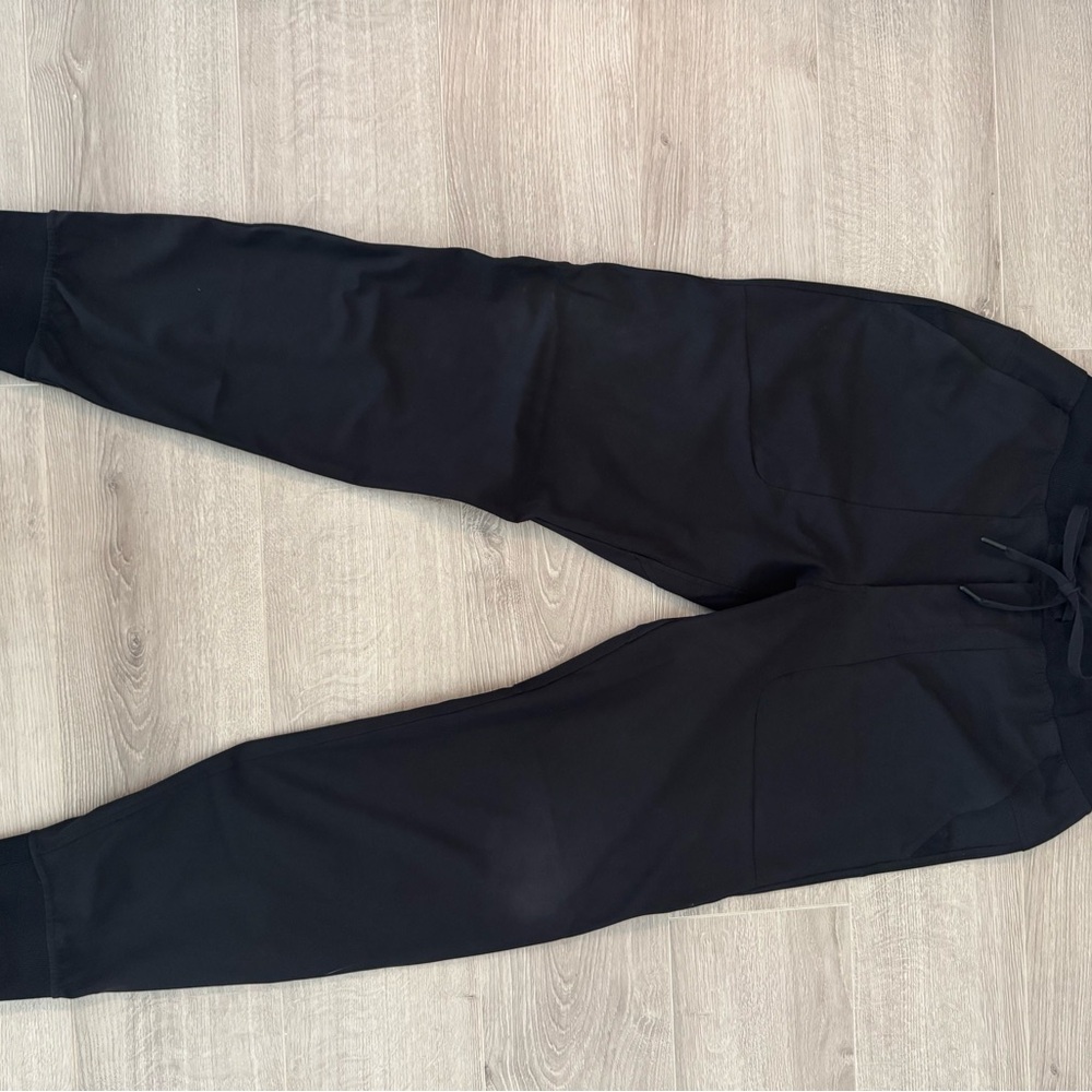 Lululemon ABC Jogger 28” inseam - M